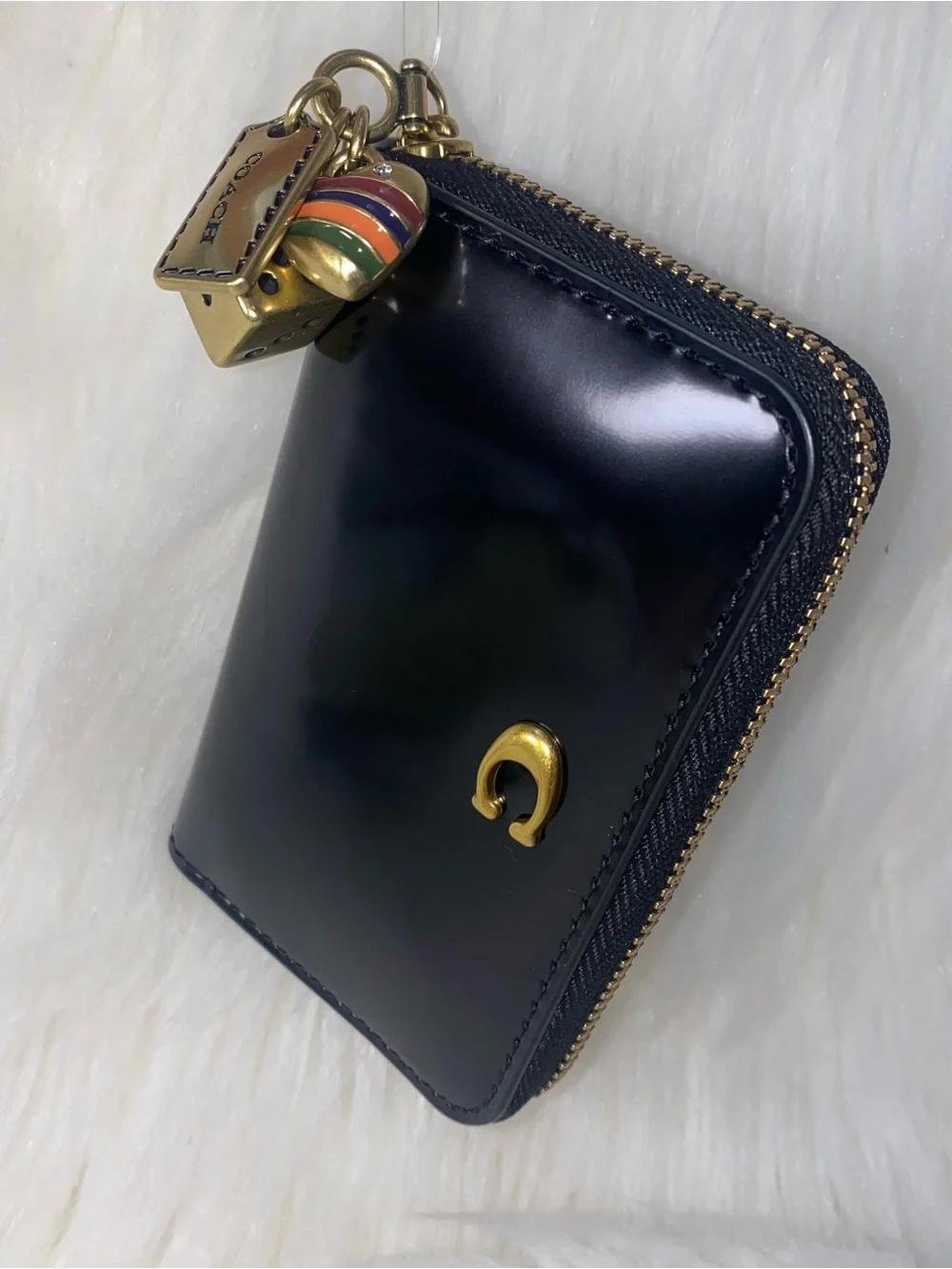 Coach Essential Small Zip Around Wallet With Charms New